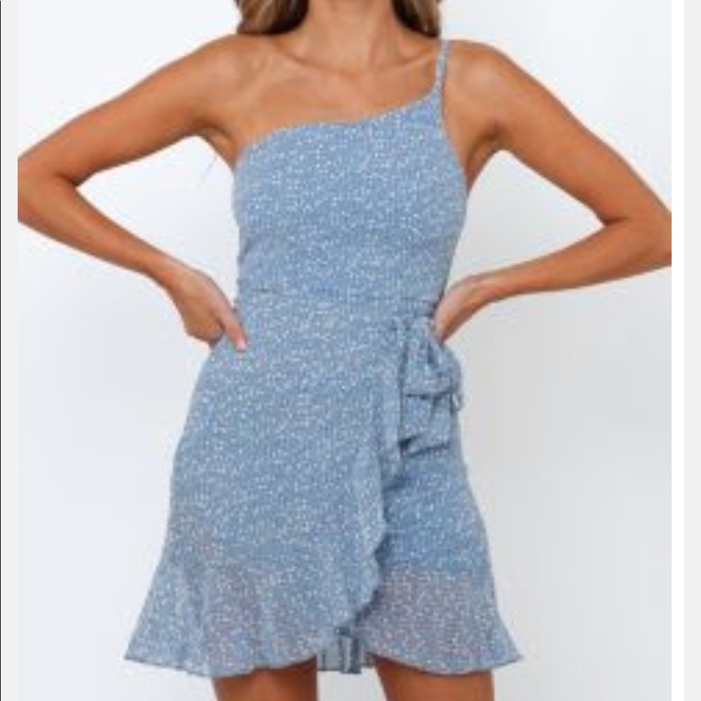 Once worn “just shook” hello molly dress!